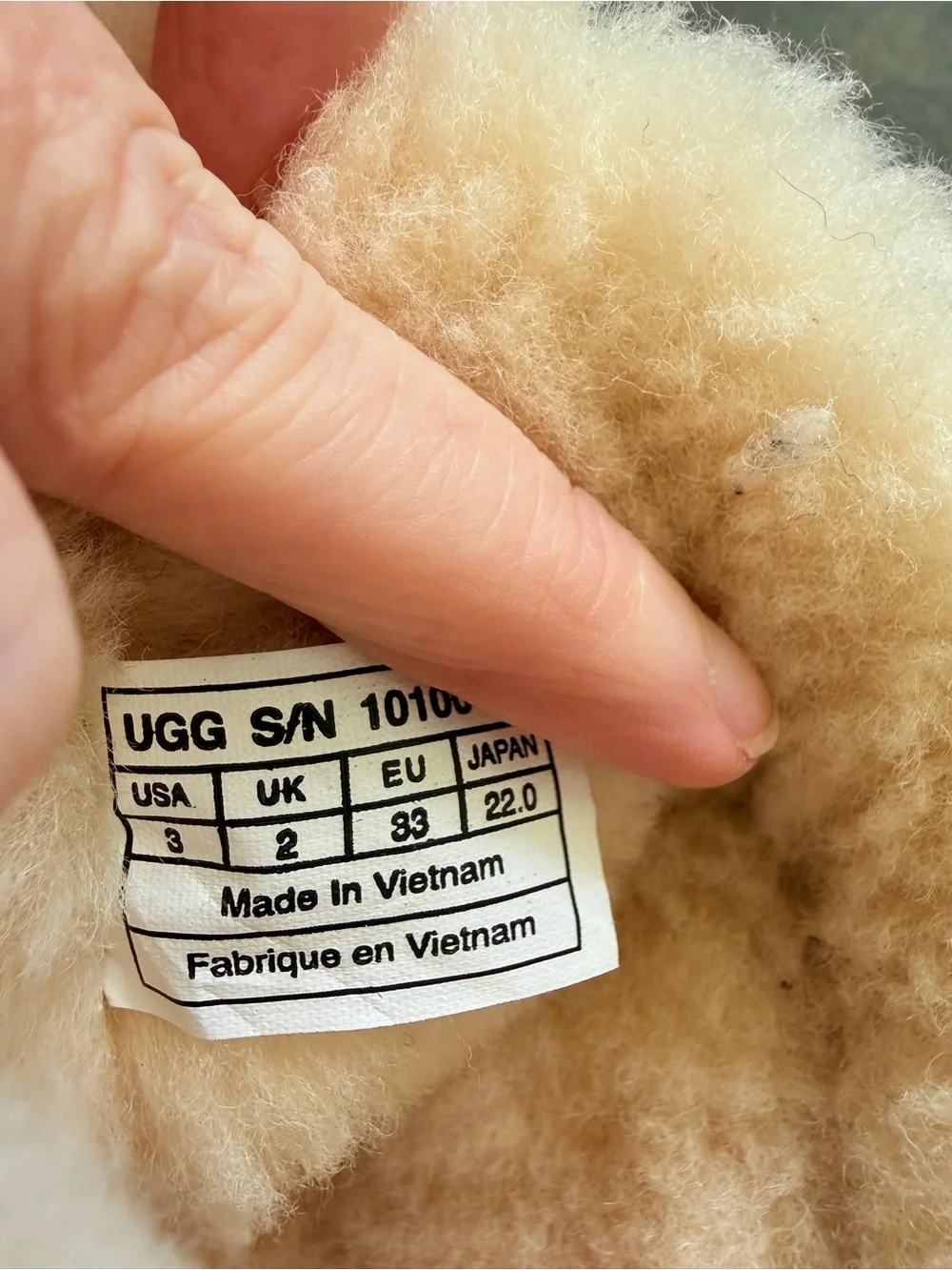 UGG Girls Tall Chestnut Shearling Boots Pink Sole Heart Charm Size 3